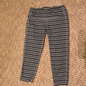 Athleta Cropped Leggings